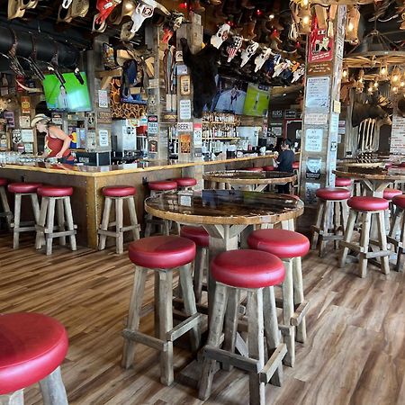Quality Inn & Suites Galveston - Beachfront Екстер'єр фото