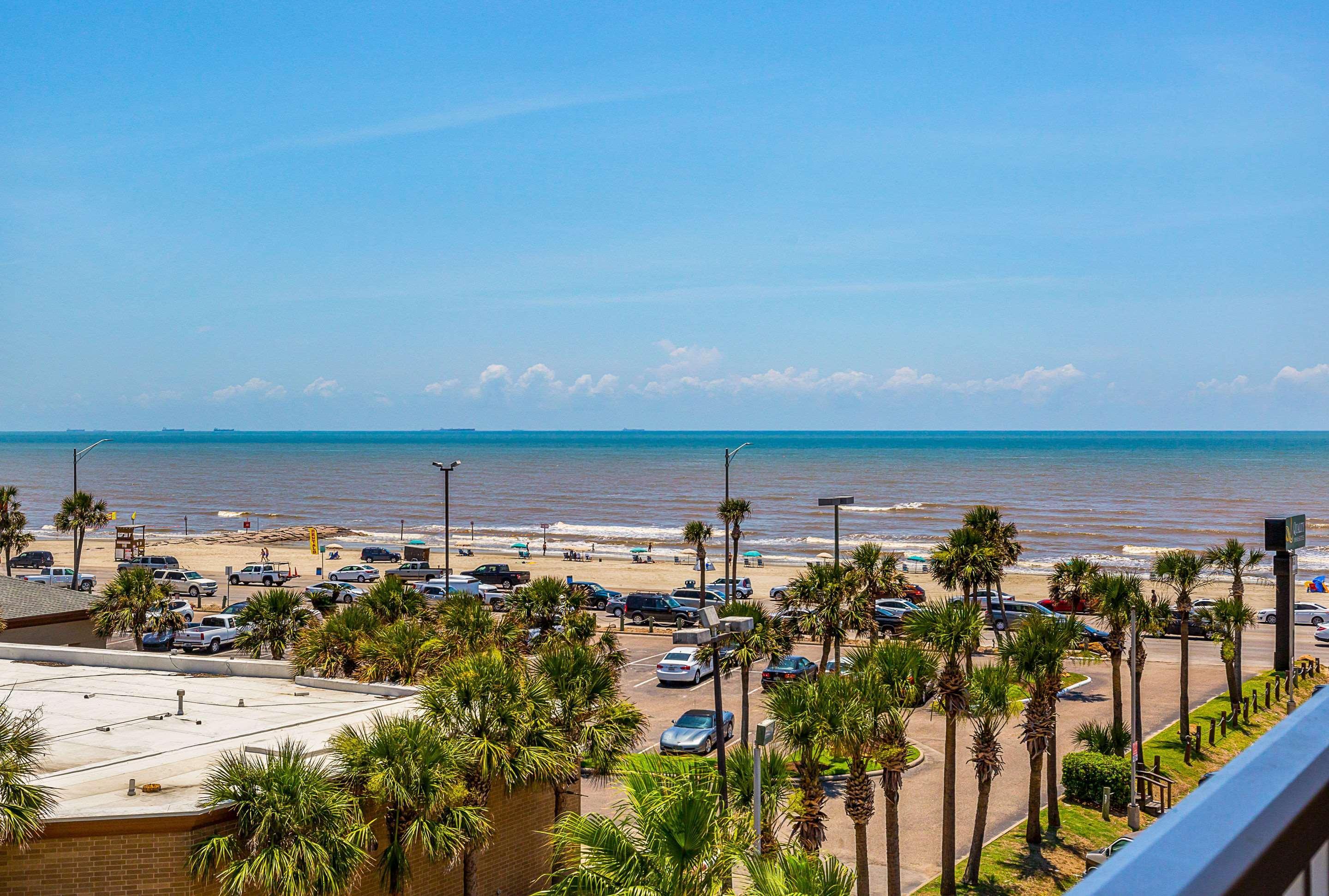 Quality Inn & Suites Galveston - Beachfront Екстер'єр фото