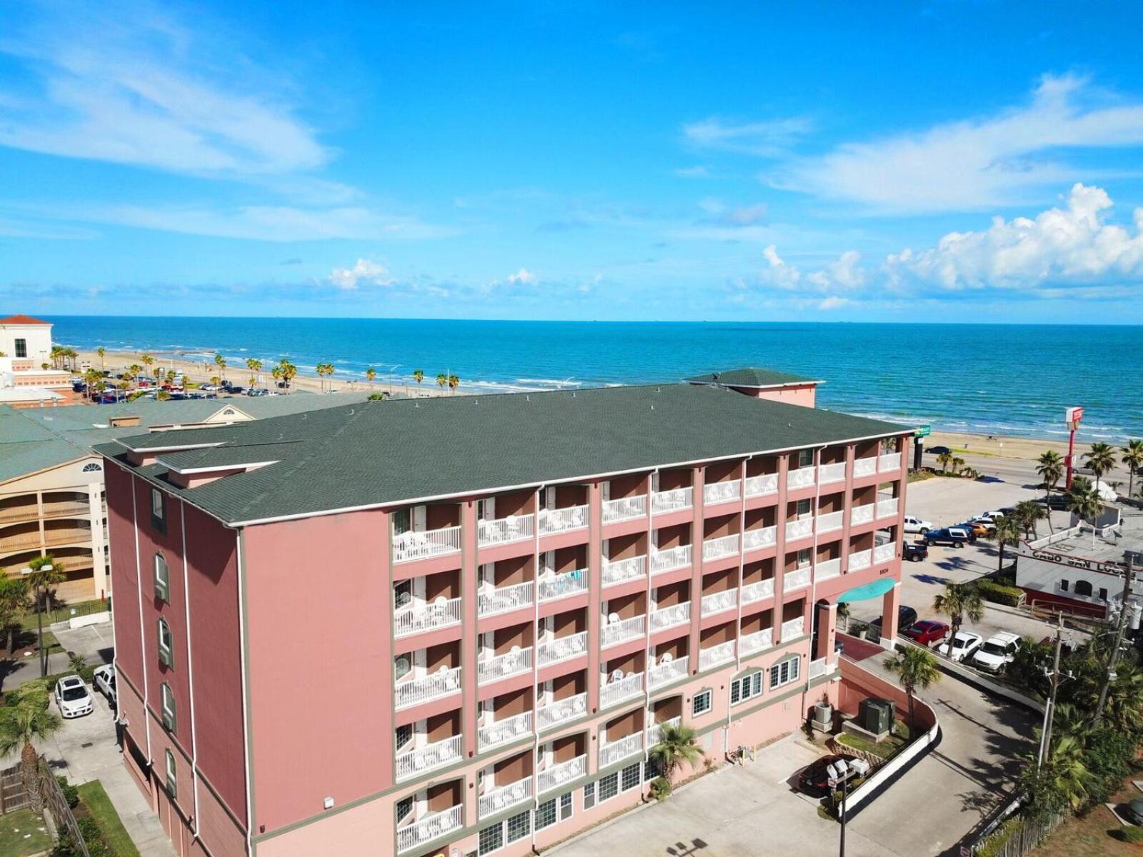 Quality Inn & Suites Galveston - Beachfront Екстер'єр фото