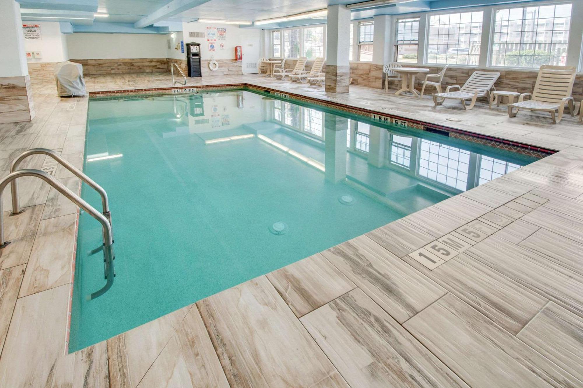 Quality Inn & Suites Galveston - Beachfront Екстер'єр фото